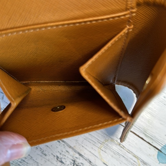 Louis Vuitton beige monogram Mini Lin Canvas Compact wallet - Picture 10 of 11